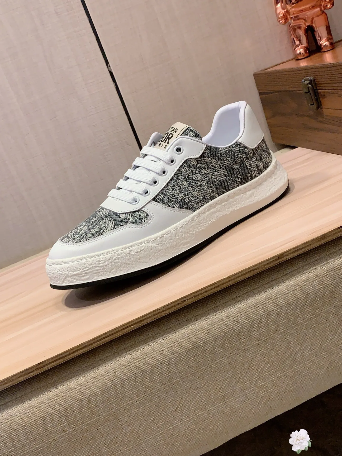 Men's men's shoes💰420💰💰🎩🎩[Lightning][Lightning] "Dior DIOR*" The latest • popular casual shoes, top brand [seduce] luxury ~ purchasing agency, top ~ quality. [Strong] The upper is made of imported breathable cowhide with fabric material ➕ Breathable sheepskin feet (•) and fine workmanship. The original stylish and stylish soft rubber wear-resistant and non-slip outsole is light and comfortable on the feet. The real thing looks better in real photos. No. 122: code: 38-44, 2️⃣ colors selected